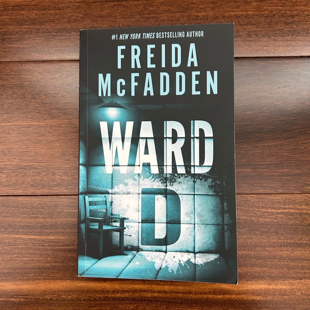 📕3/$27📕 Ward D by Freida McFadden